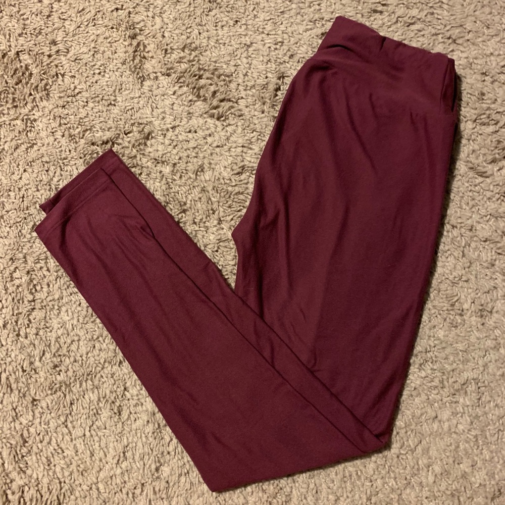 LulaRoe OS Leggings - “Wine”
